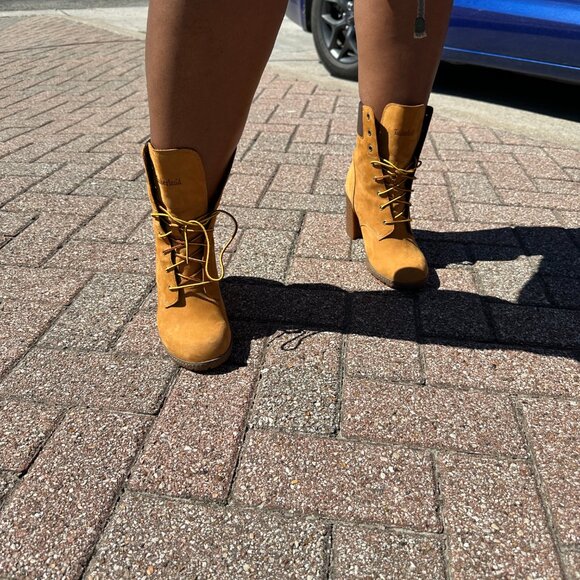 Timberland Booties - Picture 2 of 3